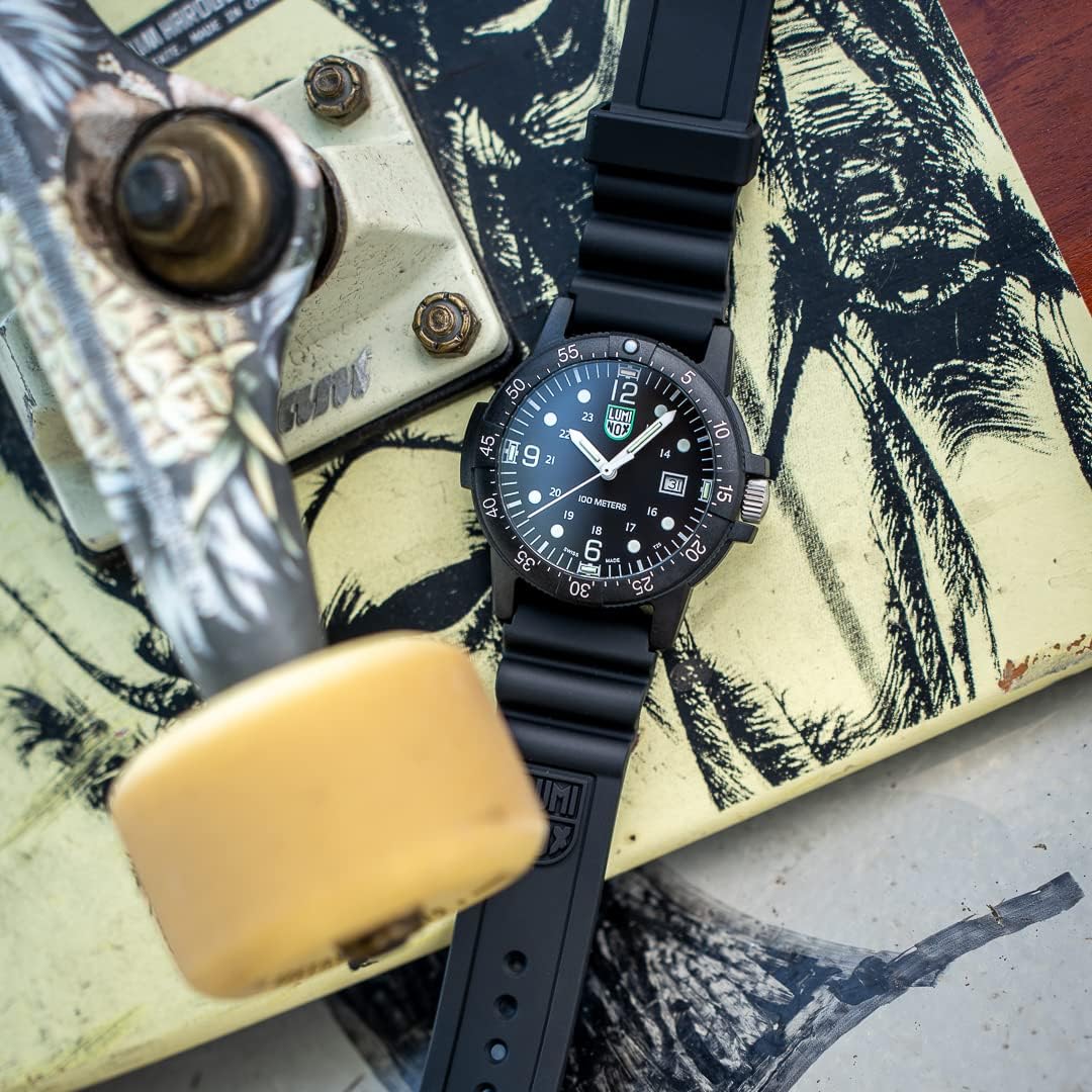 Relógio Luminox G Sea Bass X2.2001 - Quartzo 44mm
