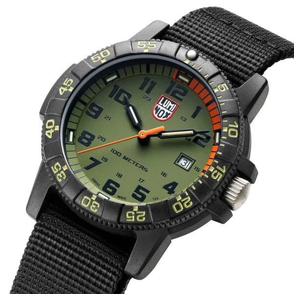 Relógio Luminox Leatherback Sea Turtle Giant XS.0337 - Quartzo 44mm