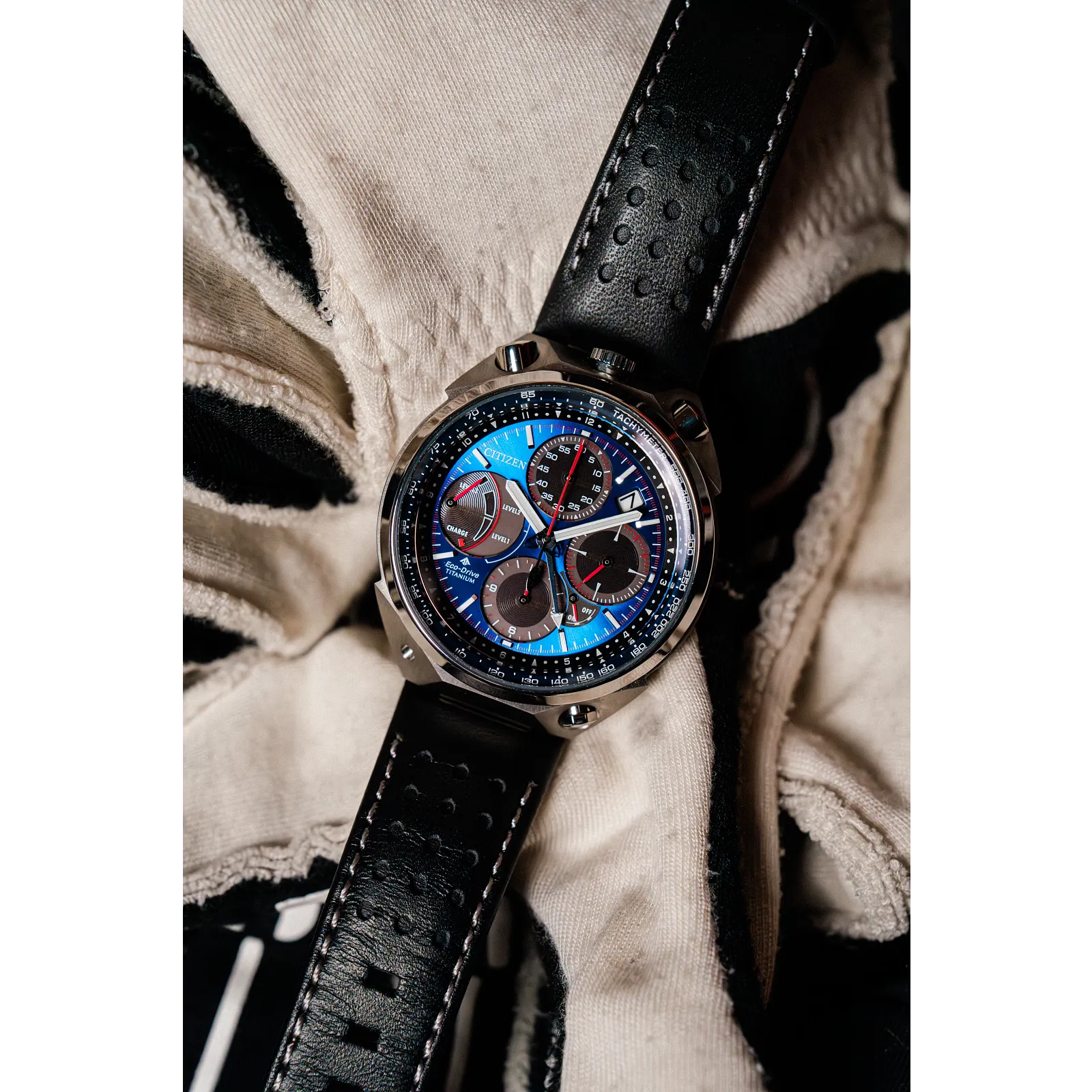 Relógio Citizen Promaster Tsuno Chrono Racer Super Titanium™ AV0088-01L