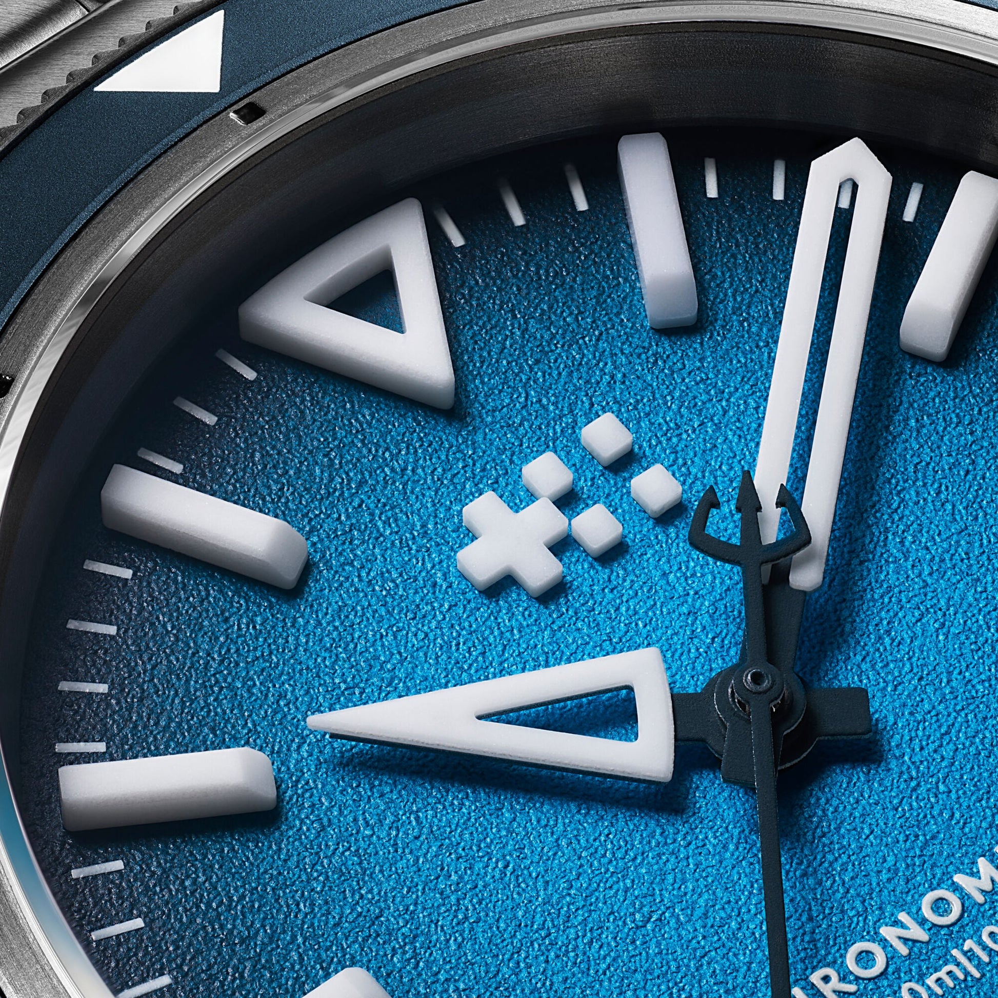 Relógio Christopher Ward C60 Trident Lumière 41mm C60-41C3H31T0BB0-B0