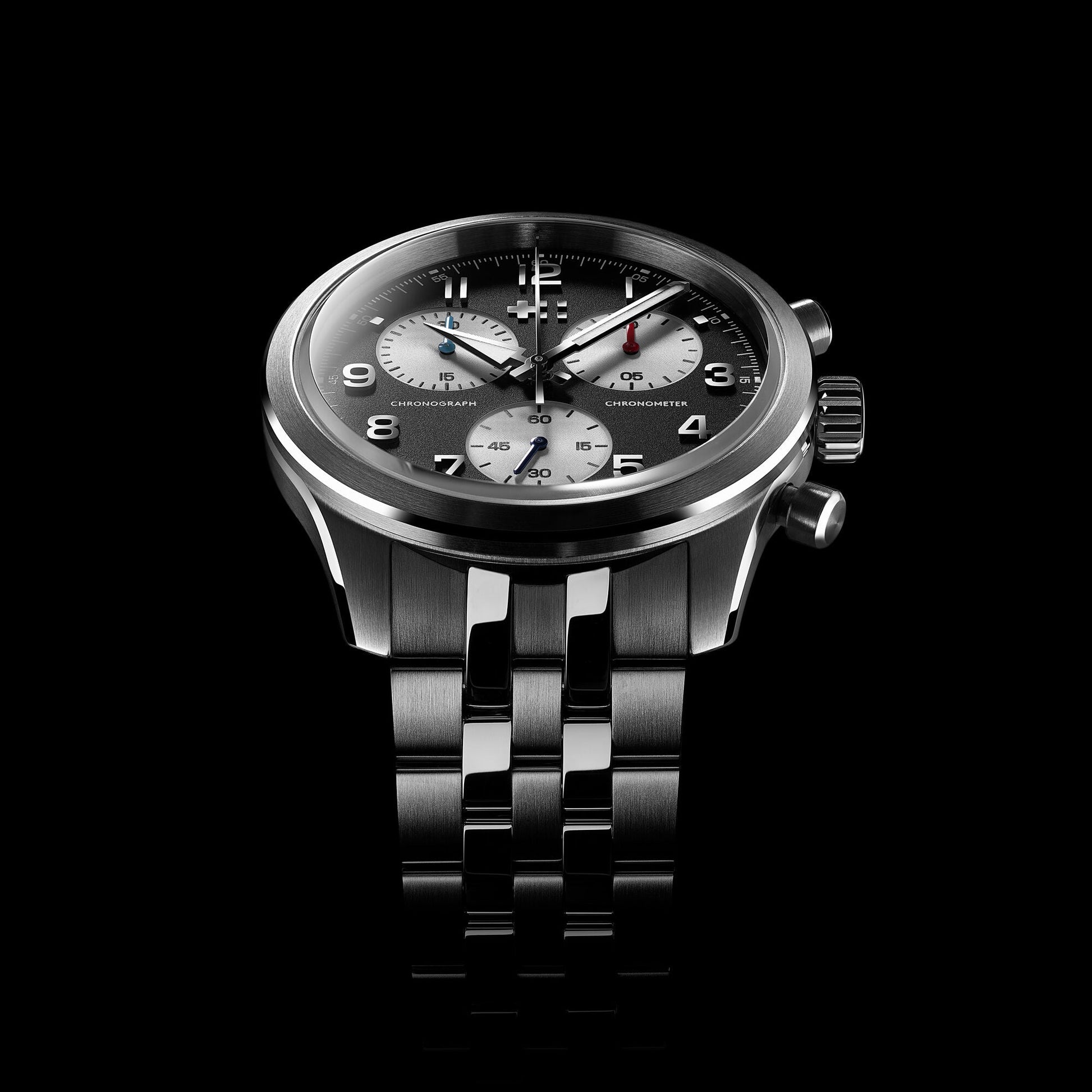 Relógio Christopher Ward C63 Valour C63-39QCC3-S00K0-B1 39mm