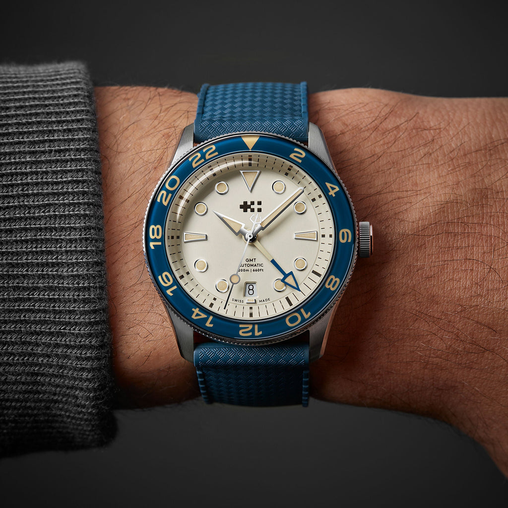 Relógio Christopher Ward C65 Aquitaine GMT - Automático 41mm