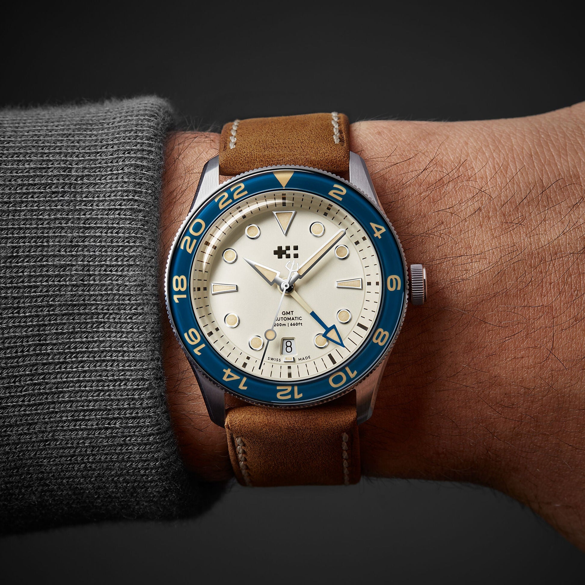 Relógio Christopher Ward C65 Aquitaine GMT - Automático 41mm
