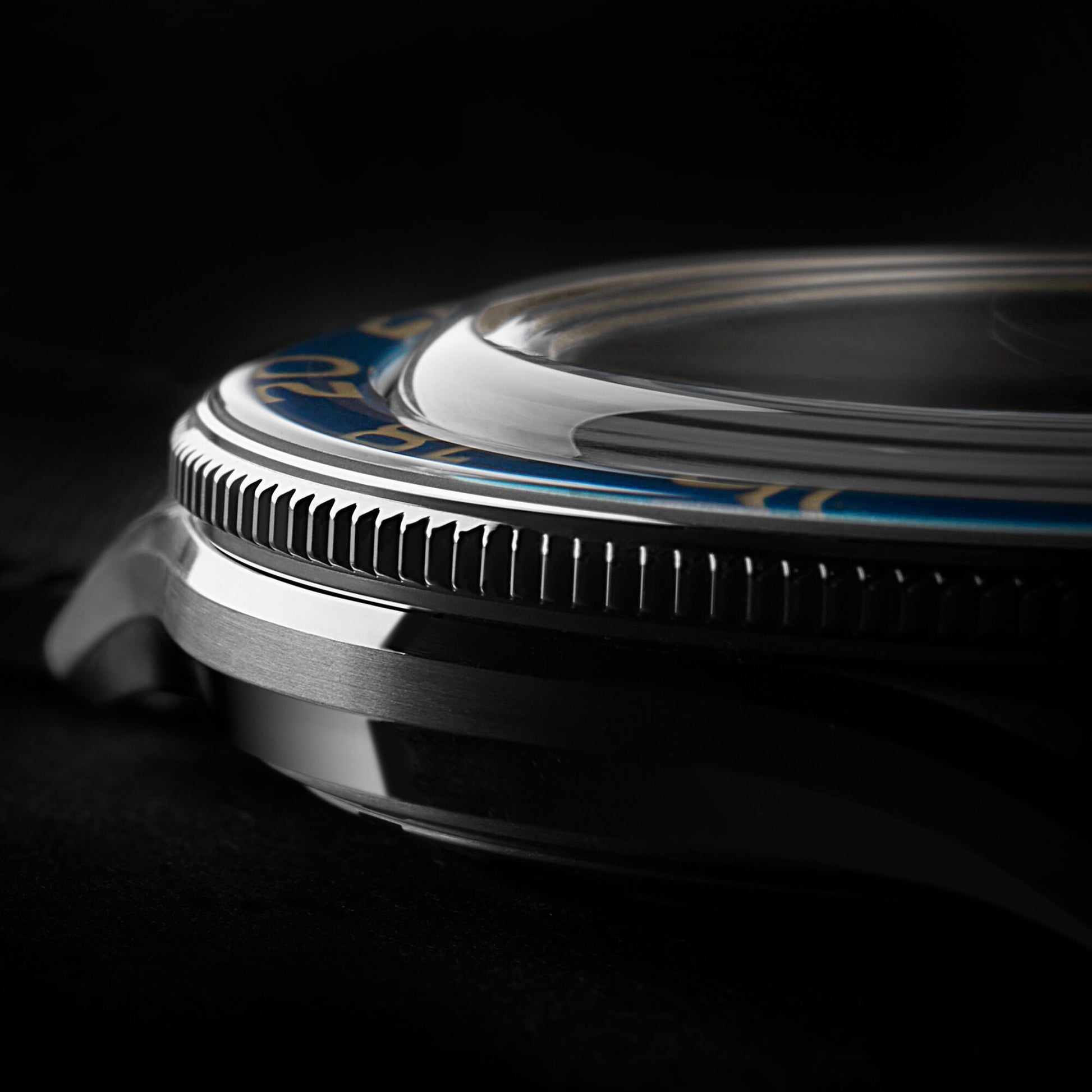 Relógio Christopher Ward C65 Aquitaine GMT - Automático 41mm