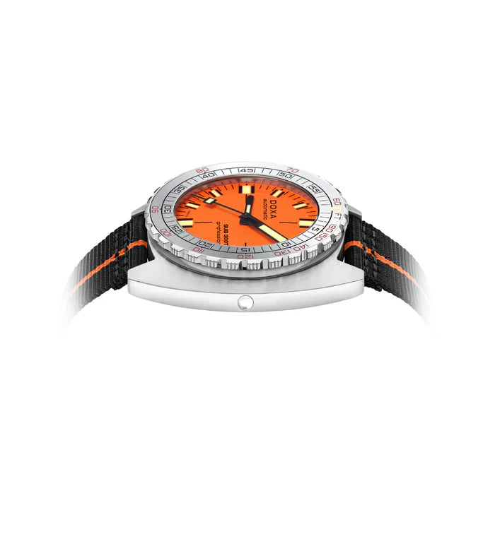 Relógio DOXA SUB 300T Aristera Professional 840.10.351.10-SE10