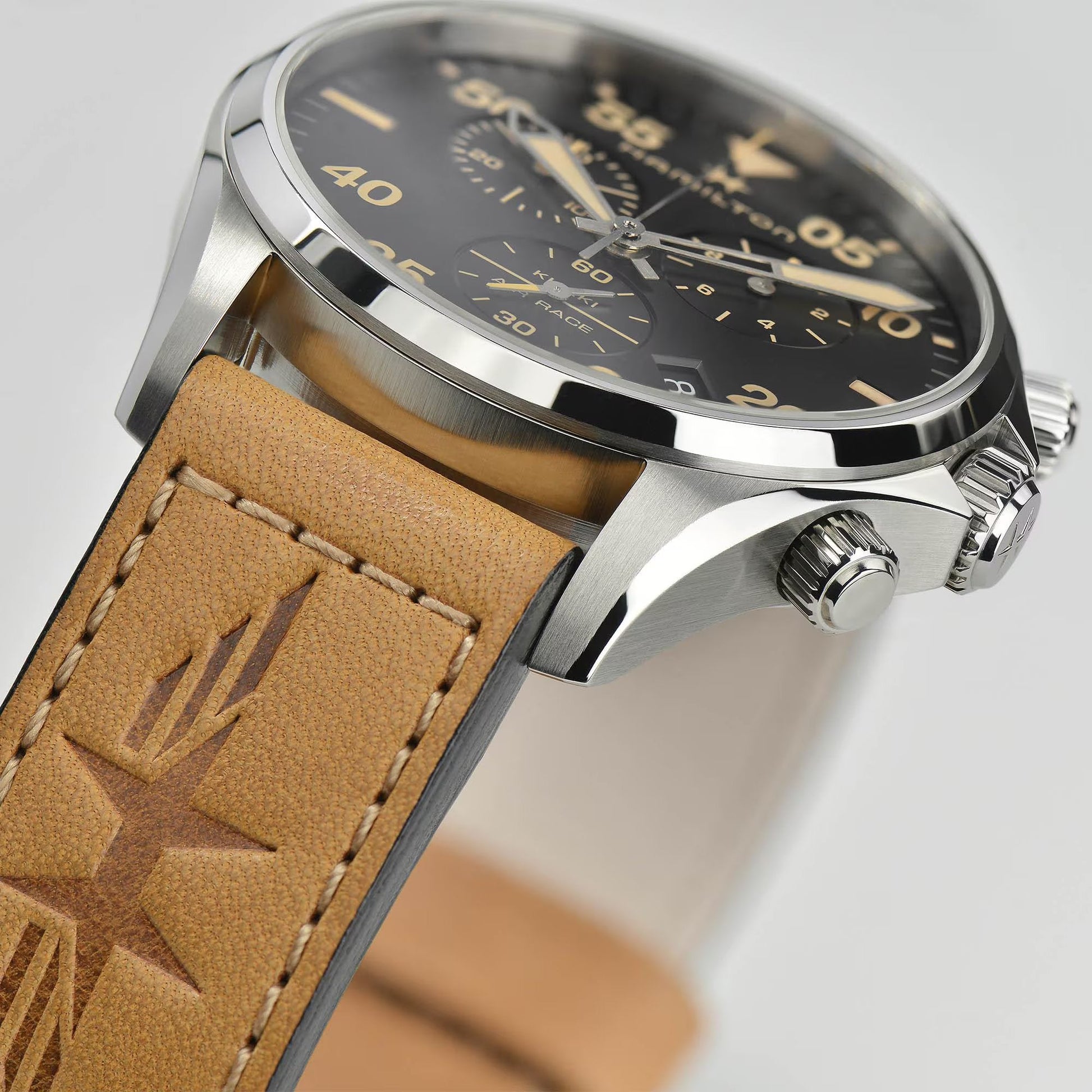Relógio Hamilton Khaki Aviation Pilot Chrono Quartzo 44mm H76722531