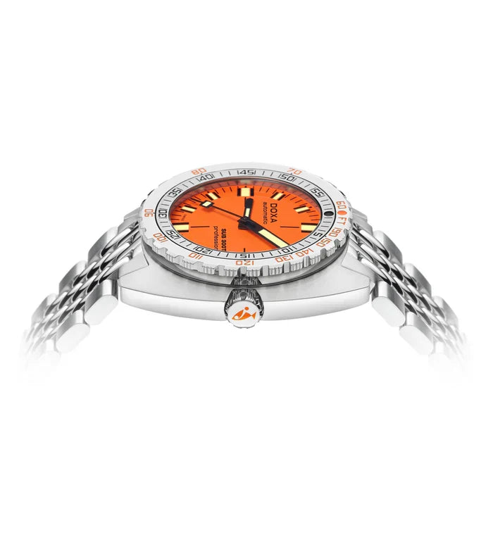 Relógio DOXA SUB 300T PROFESSIONAL 840.10.351.10 - Aço ou Borracha